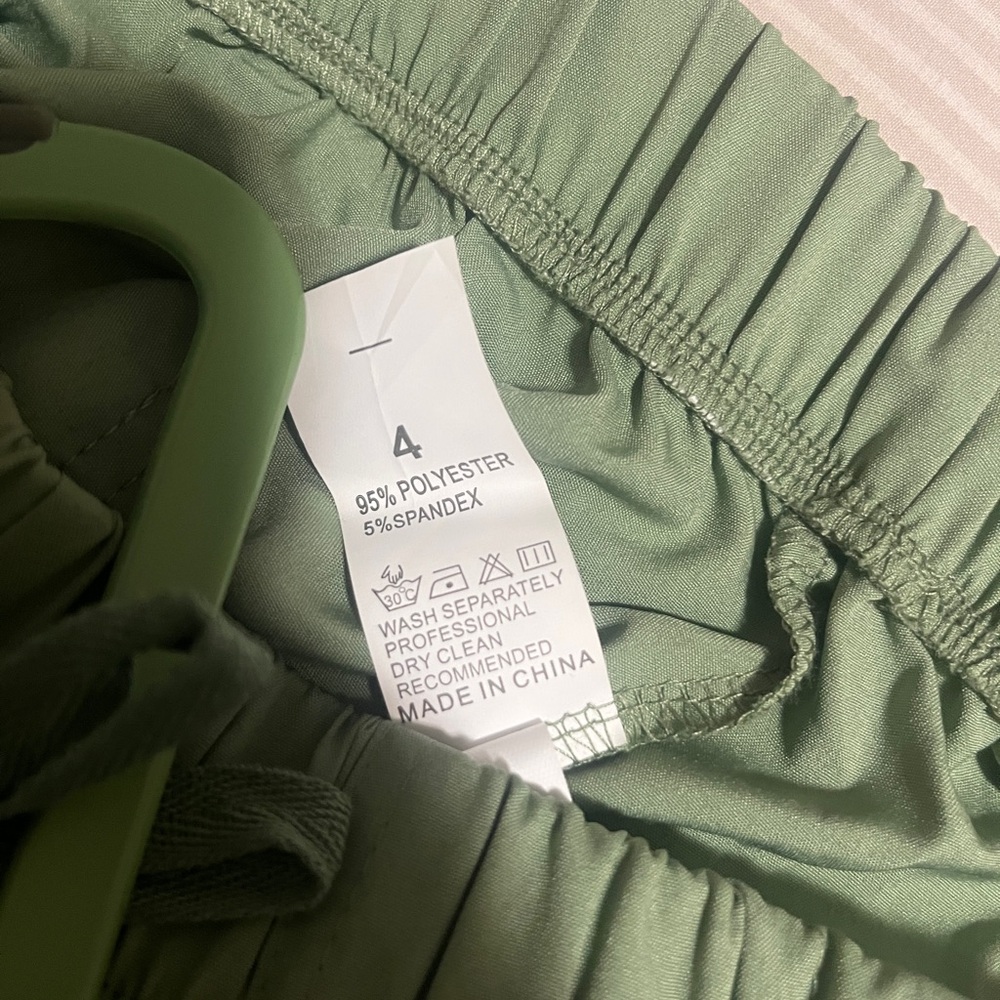 Green Casual Shorts - Picture 8 of 9